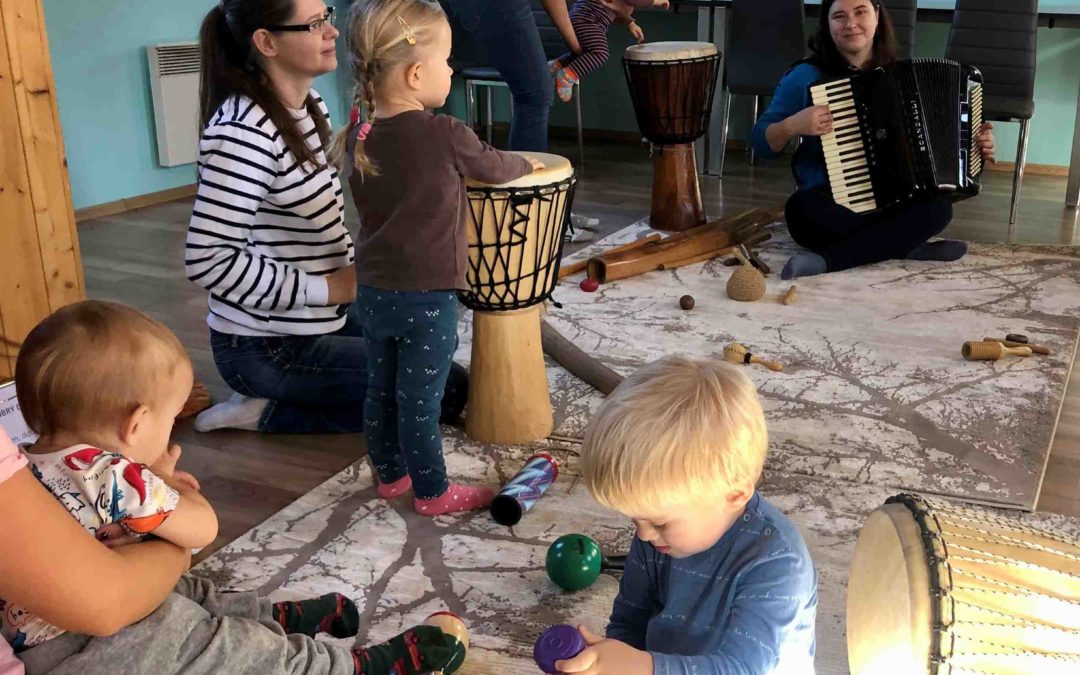 miniČTENÁŘ – se zpěvem a hudebními nástroji